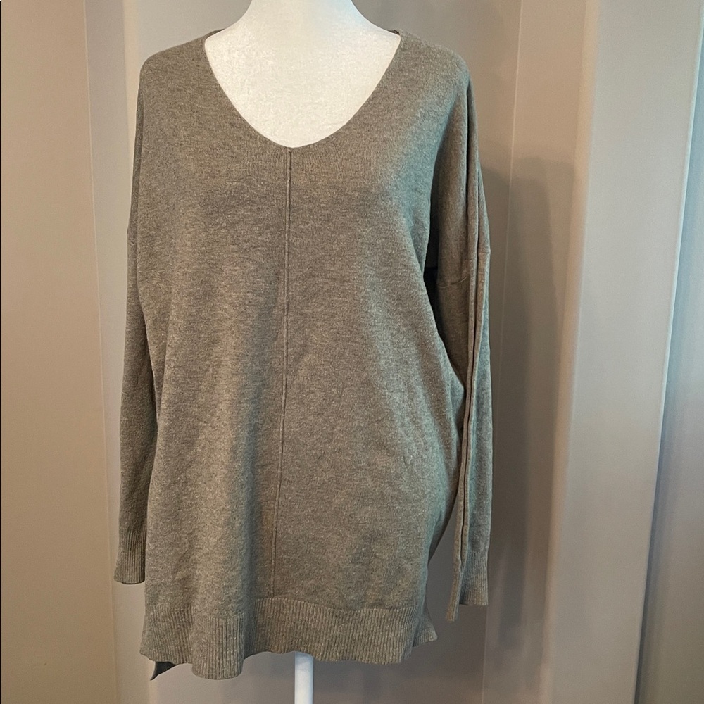 Light Olive Green Small/Medium Women’s V-Neck Sweater cardigan